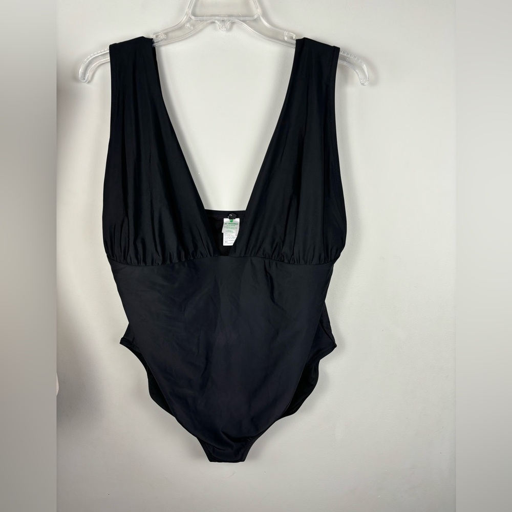 J Crew V Neck Plunge One Piece Swimsuit Black Size 24 Sexy Coastal Beach Comfy